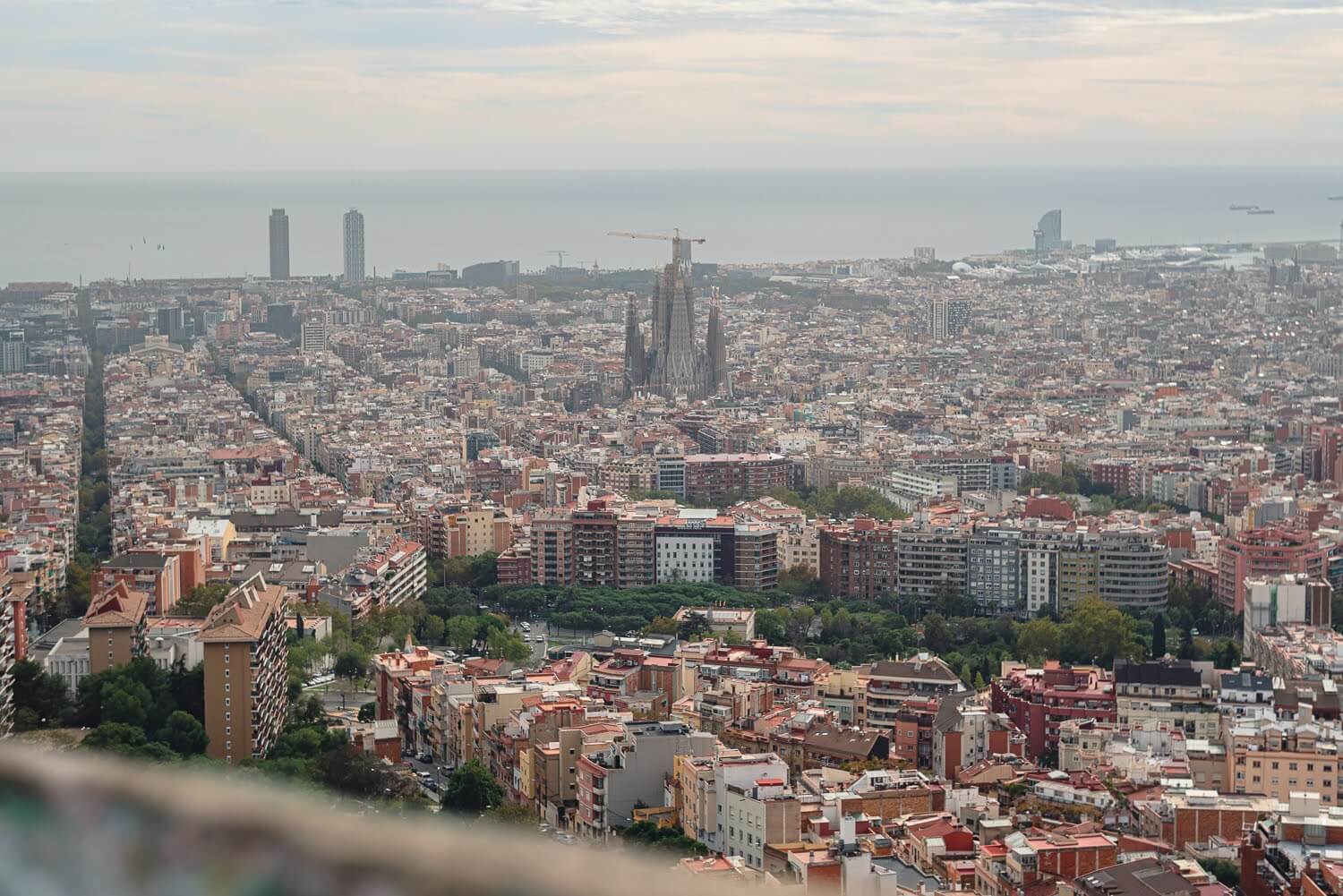 バルセロナ スペイン 生活費 物価 出費